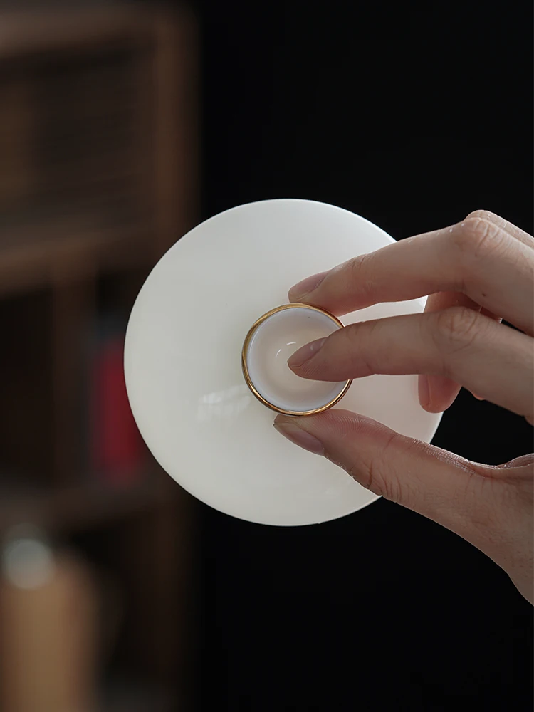 Lacquerware Gold-Decorated White Porcelain Tea Cup Lid Yuxi Jade Tee-Axis Design Cerc Tea Set Lid Matched Single Lid