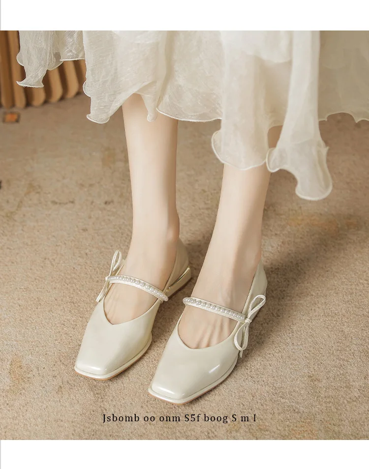 Title 3, Ballerine da donna con fiocco, taglio basso. Sc...