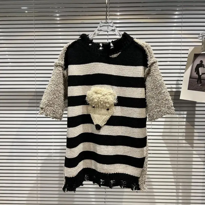 

Ladies 2022 Autumn New Fashion Classic Style 3D Sheep Pattern Knitted Top Women's Elegant Striped Back Plush Pullover Sweater