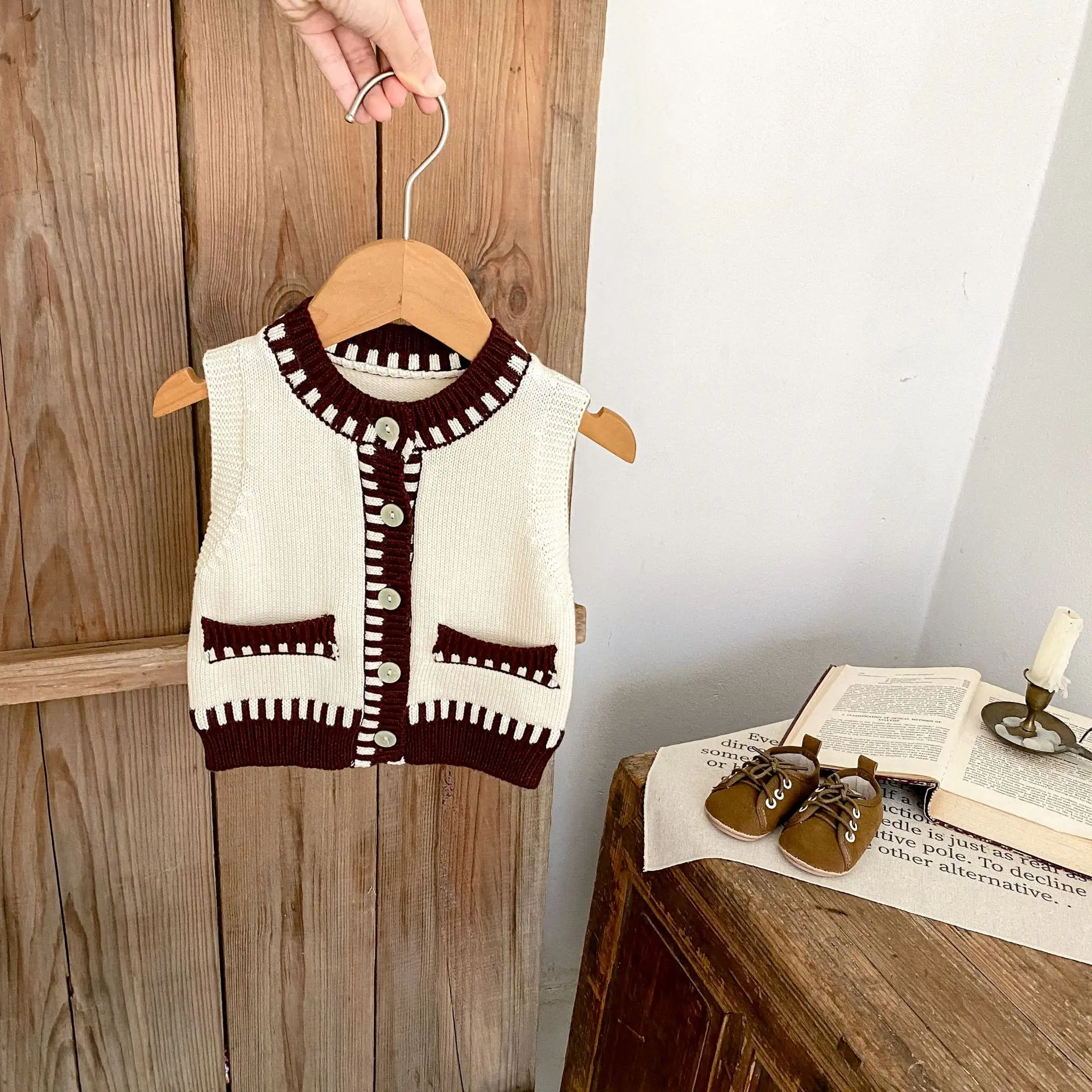 Description Picture 2 of itemChildren's Vest 2025 Spring Infant Boys And Girls Contrast Knitted Vest Cardigan Cotton Knitted Sweater