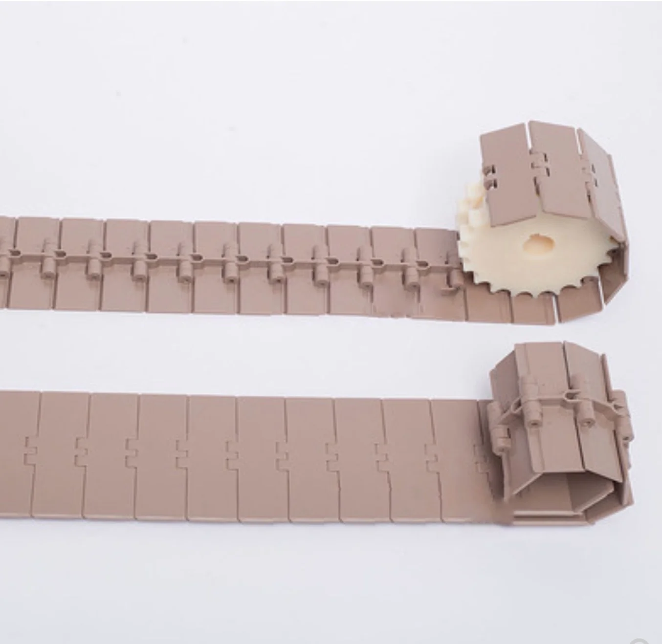 Description Picture 3 of item1Meters 820-K400 Width:101.6mm Single Hinge Flat Top Chain Plate Conveyor Belt Beverage Line Transmission POM Chain