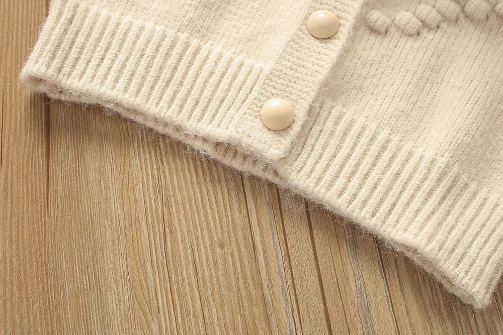 Baby-Strickjacke für Mädchen im koreanischen Stil – bezaubernder Strickpullover mit Blumenstickerei für den Frühling, weiche, leichte Jacke mit offener Vorderseite – Detail 7