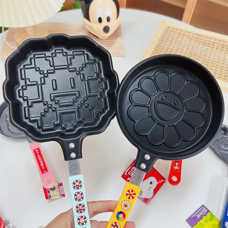 https://ae01.alicdn.com/kf/S0107e2d67a4343dfbb4cb9cb46ca7de0v/Disney-Kitchen-Supplies-Cute-Mickey-Stitch-Muffin-Pot-Outdoor-Picnic-Camping-Open-Fire-Home-Electric-Cooker.jpg