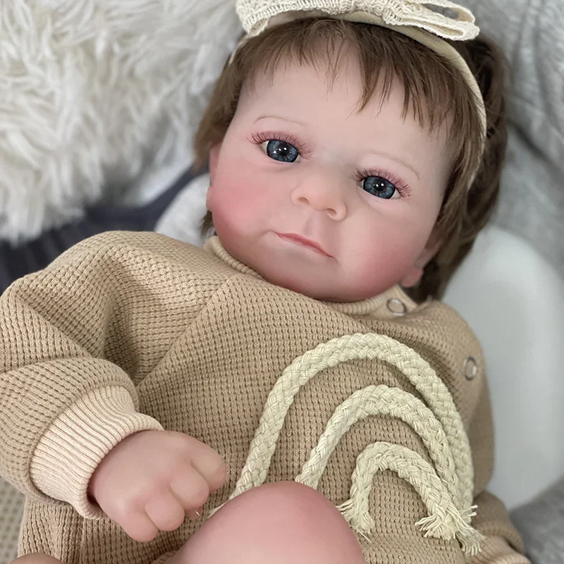 

45CM Bebe Reborn Baby Felicia Newborn Size Baby Doll Lifelike Soft Cuddly Baby Multiple Layers Painting 3D Skin Visible Veins