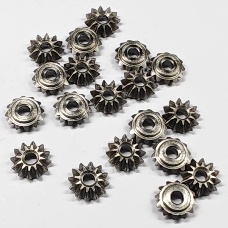 0.5Module Stainless Steel Bevel Gear 12 Teeth Axle 2/2.5/3mm 1:1 Mini Bevel Gear 90&deg;Angle Equal Diameter Conical Gears