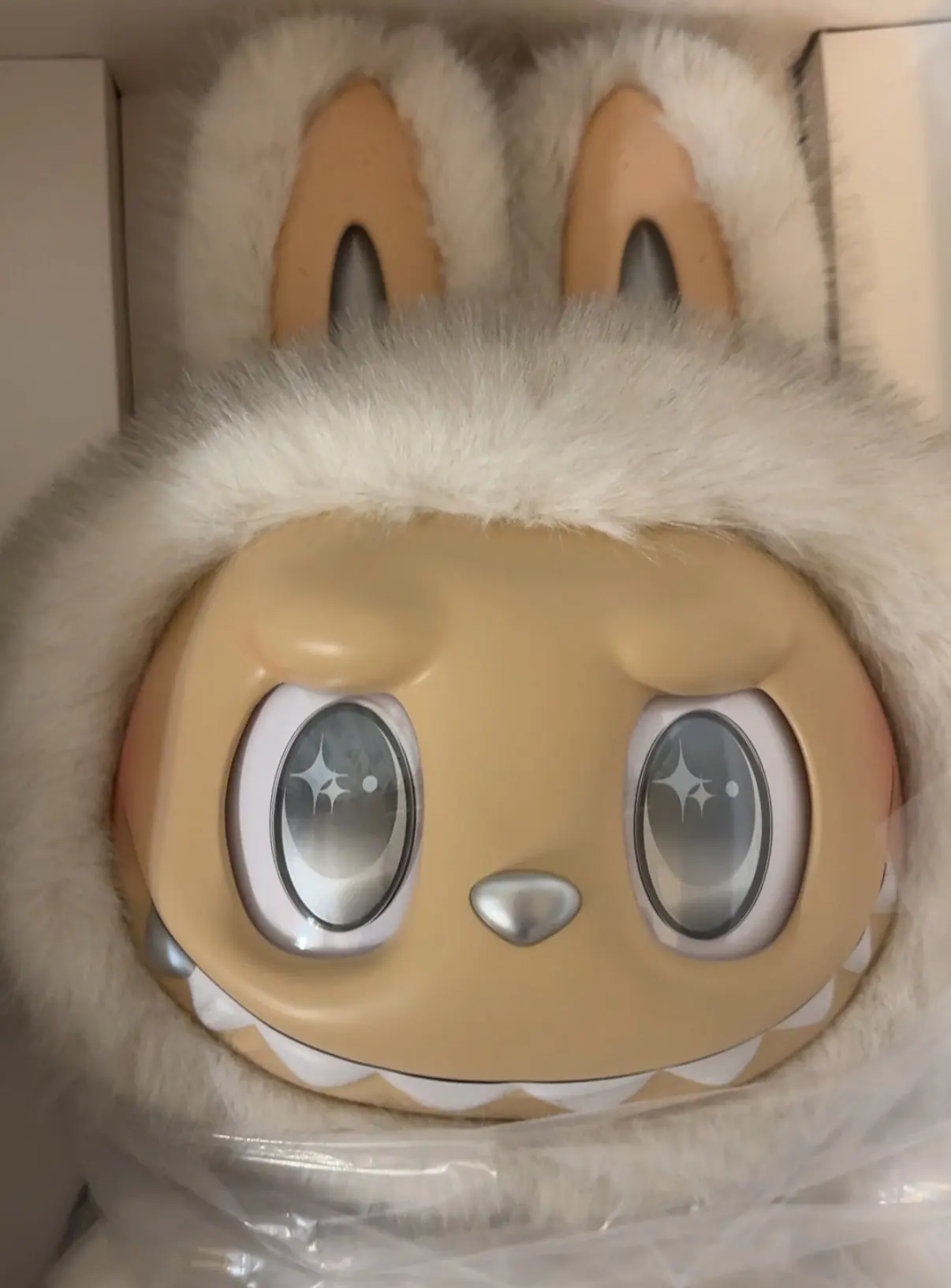 POP MART THE MONSTERS - ANGEL IN CLOUDS Vinyl Face Doll Limited