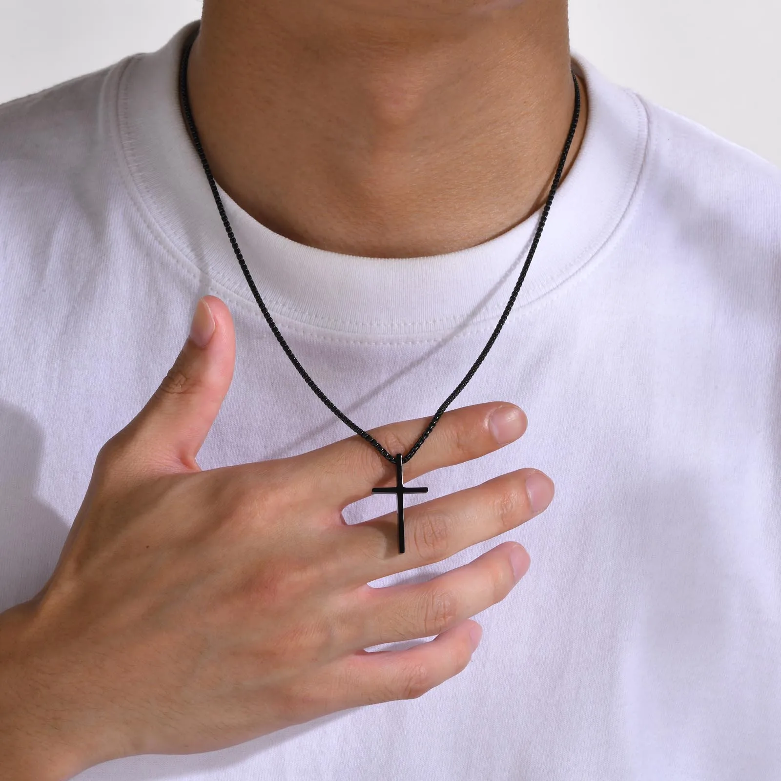 Vnox Simple Unisex Cross Necklaces, Basic Stainless Steel Cross Pendant for Women Men, Christ Prayer Collar, Adjustable Box Chain_voghion.com