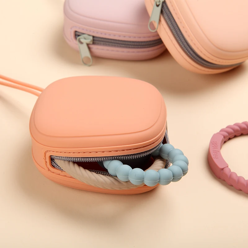 Silicone Pacifier Storage Container BPA Free Dummy Holder Zipper Nipple Soother Teether Case Multi-purpose pacifier holder,plastic pacifier box