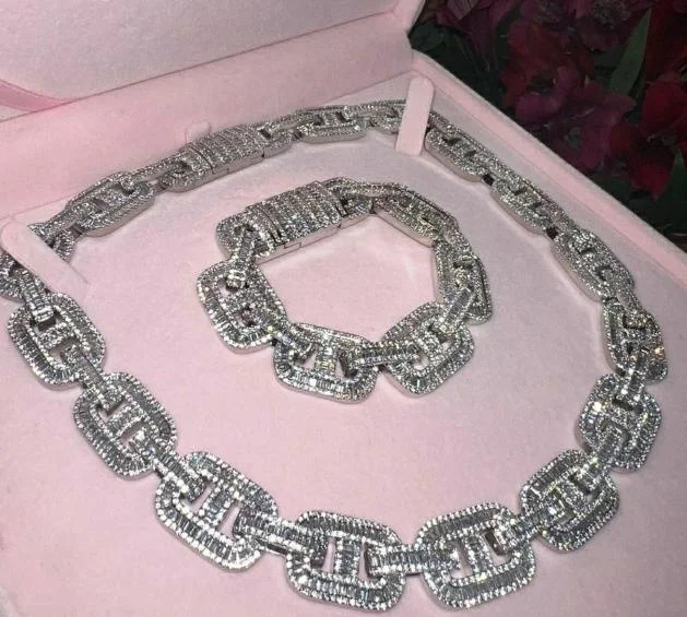 

Unique Gold Plated 18K Cuban Link Chain Hiphop Men Necklace