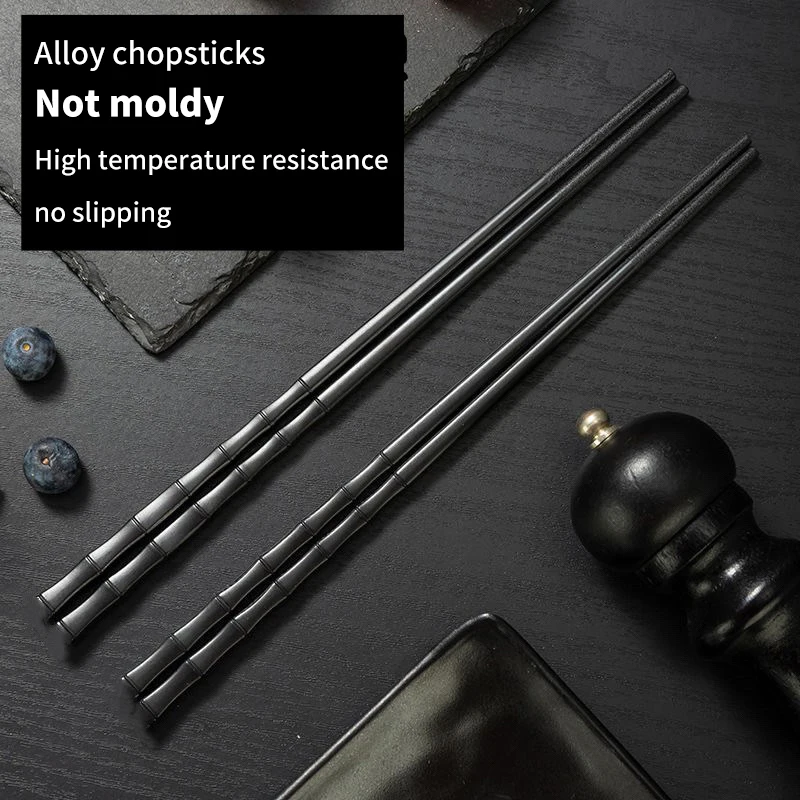 

1 Pair Vintage Alloy Chinese Chopsticks Food Sushi Sticks Reusable Non Slip Dishwasher Safe Bamboo Shape Food Grade Chopsticks