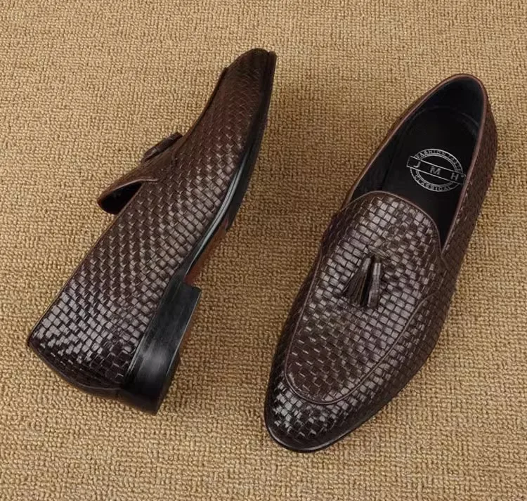 Hand-woven men's shoes, leather tassel loafers, men's British business, leather shoes, single-pedal shoes