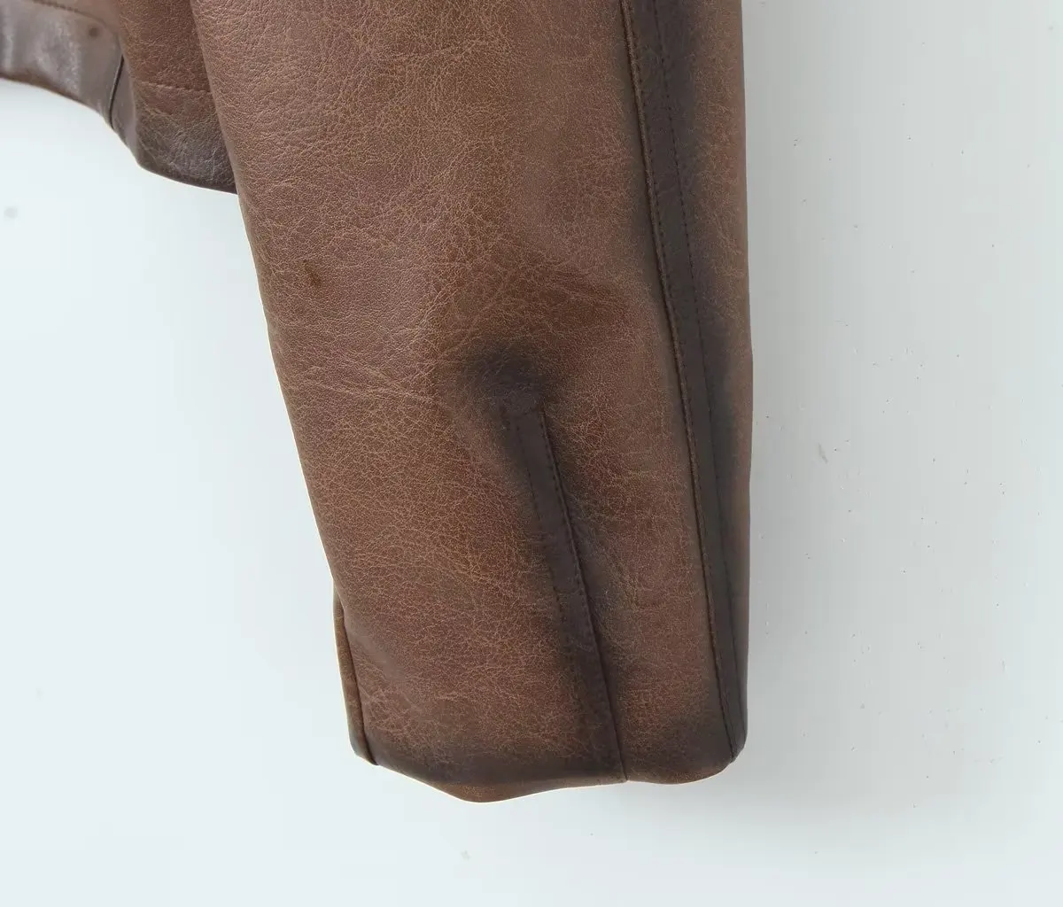Withered French Fashion High Street Vintage Washed Leather Jacket with Lapel Pockets Brown Motorcycle Leather Coat Women