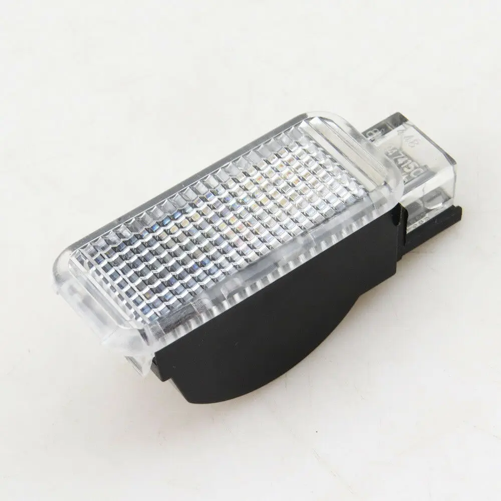 2 pcs interior door light lamp trunk lllumination lights for a1 a2 a3 a4 a5 a6 a7 q3 q5 q7 tt phaeton 8kd 947 415c 2 Pcs Interior Door Light Lamp Trunk Lllumination Lights for A1 A2 A3 A4 A5 A6 A7 Q3 Q5 Q7 TT Phaeton 8KD 947 415C 2