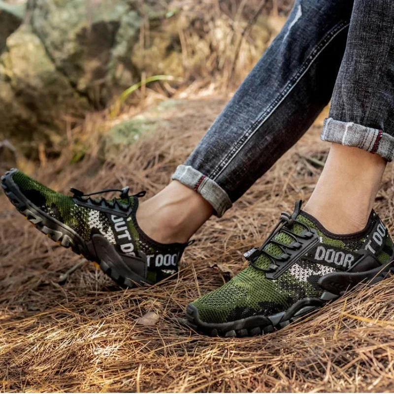 

Camouflage Hiking Shoes for Men Non-slip Casual Sneakers Elastic Band Man Sneakers Military Wading Men Footwear Tenis Masculino