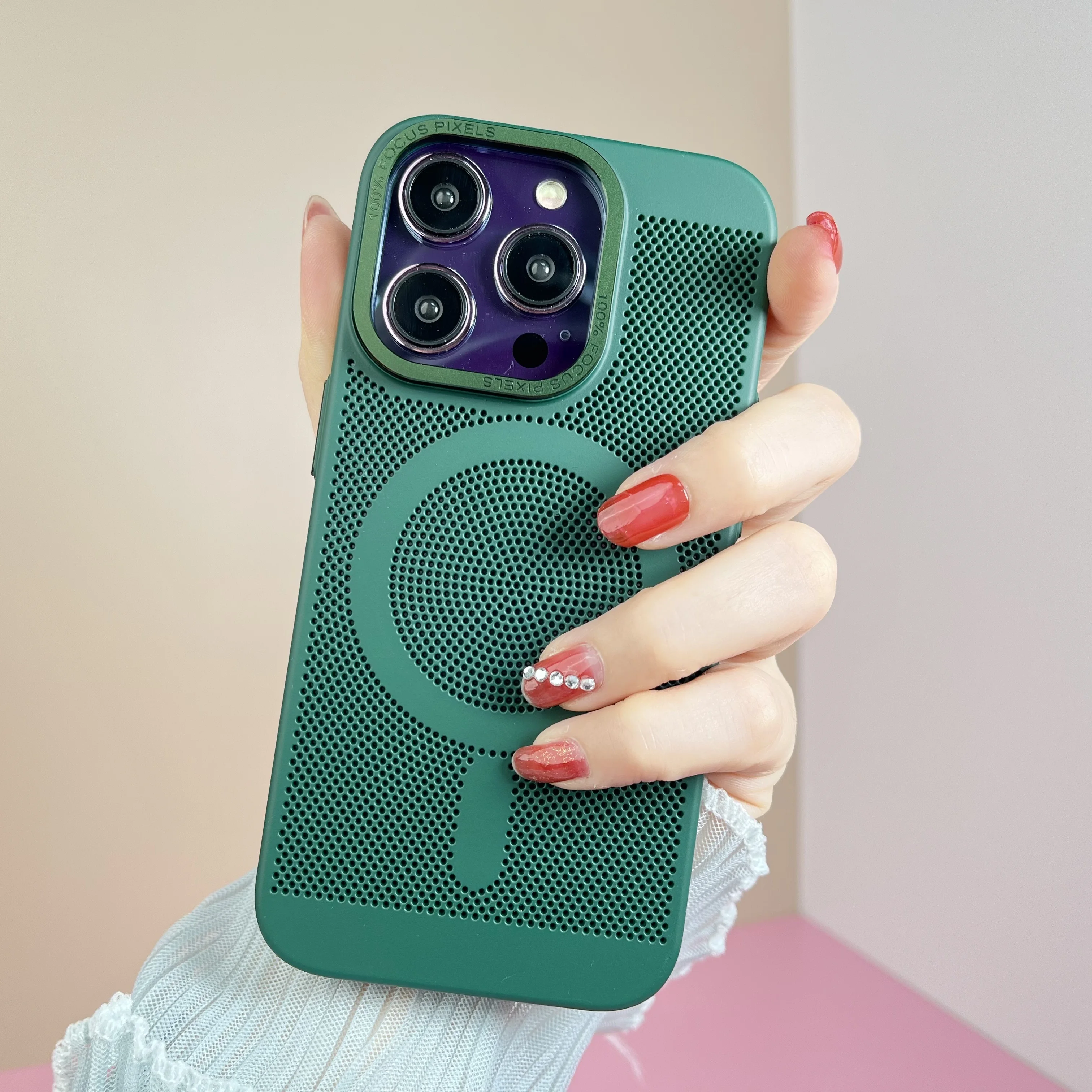 Cooling Mesh for Magsafe Case for iPhone 14 Plus 13 Pro Max Wireless C