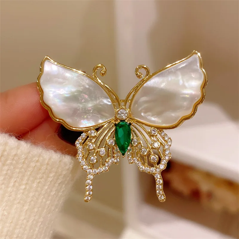 Retro borboleta broche feminino de alta qualidade nicho high-end requintado corsage terno casaco acessórios pino