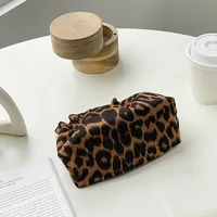 Women's Clutches Cosmetic Fashion Leopard Pearl Zipper Stylish Portable Cosmetic Storage Bags Girls Make Up Organizer Cion Purse - Image 3