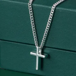 Elegant 925 Sterling Silver Cross Pendant Necklace - Dainty and Minimalist Jewelry - 45cm