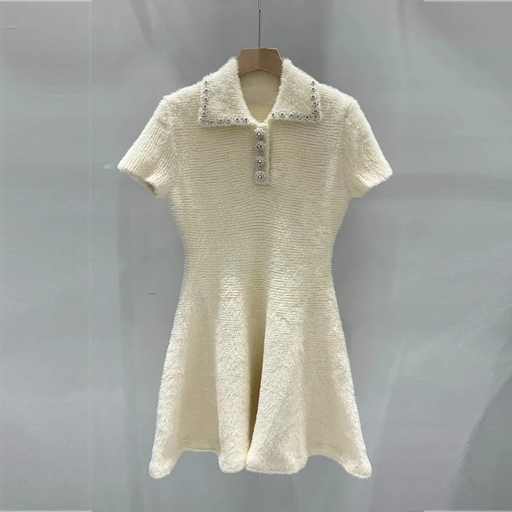 

2024 Early Spring New Luxury Water Diamond Trendy Ivory White Plush Women's Knitted Short sleeved Dress