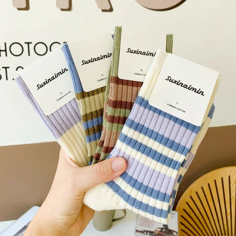 

Хлопковые вязаные женские носки 1 пара, винтажные длинные носки, Разноцветные полосатые школьные спортивные носки для скейтборда для девочек, корейский стиль, синий цвет