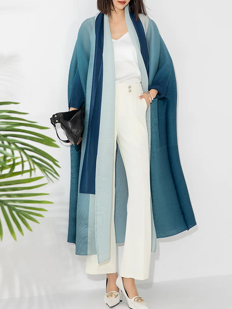 

ALSEY Fashion Gradient Pleated Long Trench Women 2023 Autumn New Batwing Sleeves Design Belt Gathered Waist Windbreaker Clothing