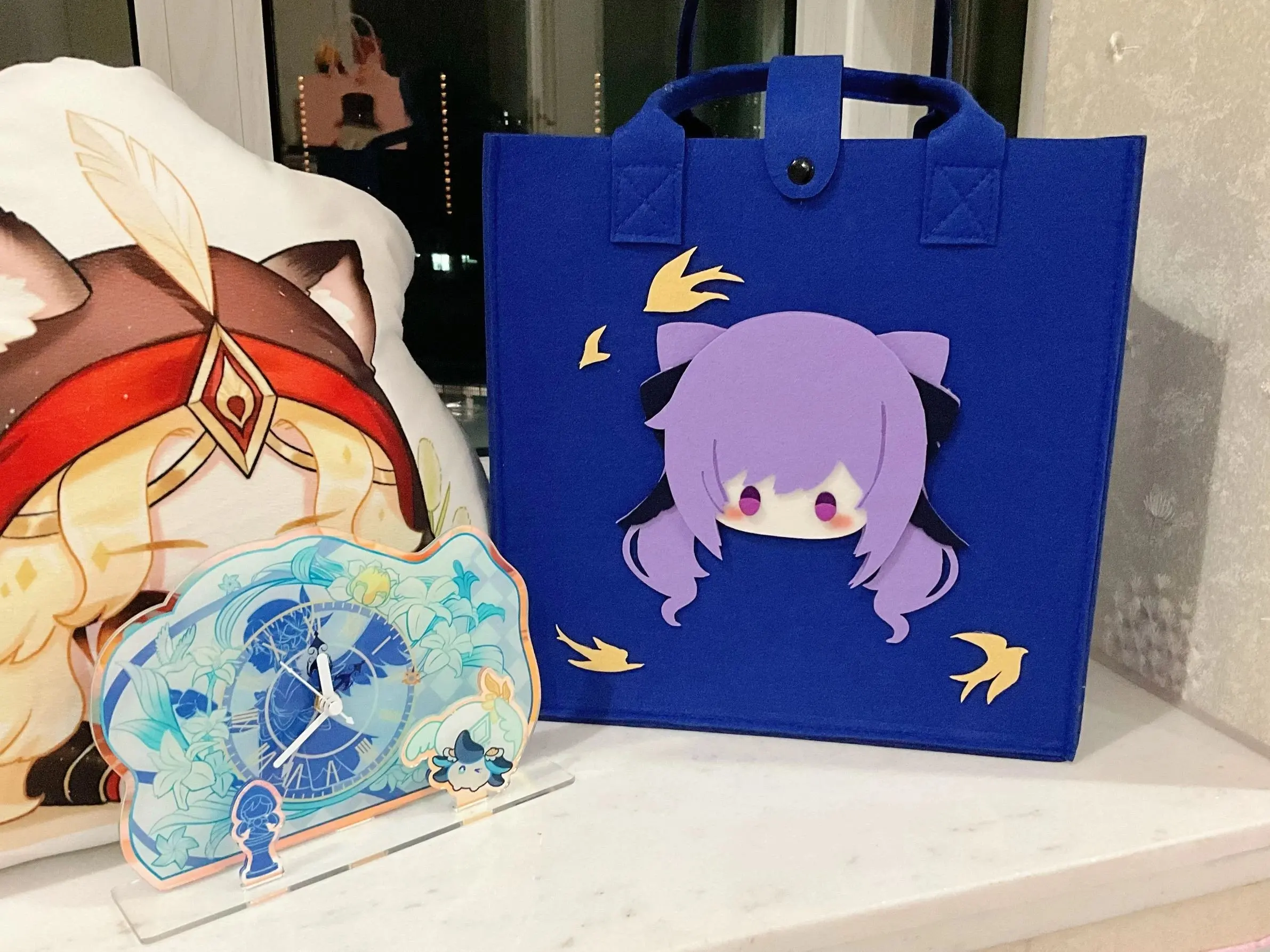 

Новинка 2023, фетровая сумка в наличии Genshin Impact Ke Qing 30x30x15 см, комиксные сумки-тоут