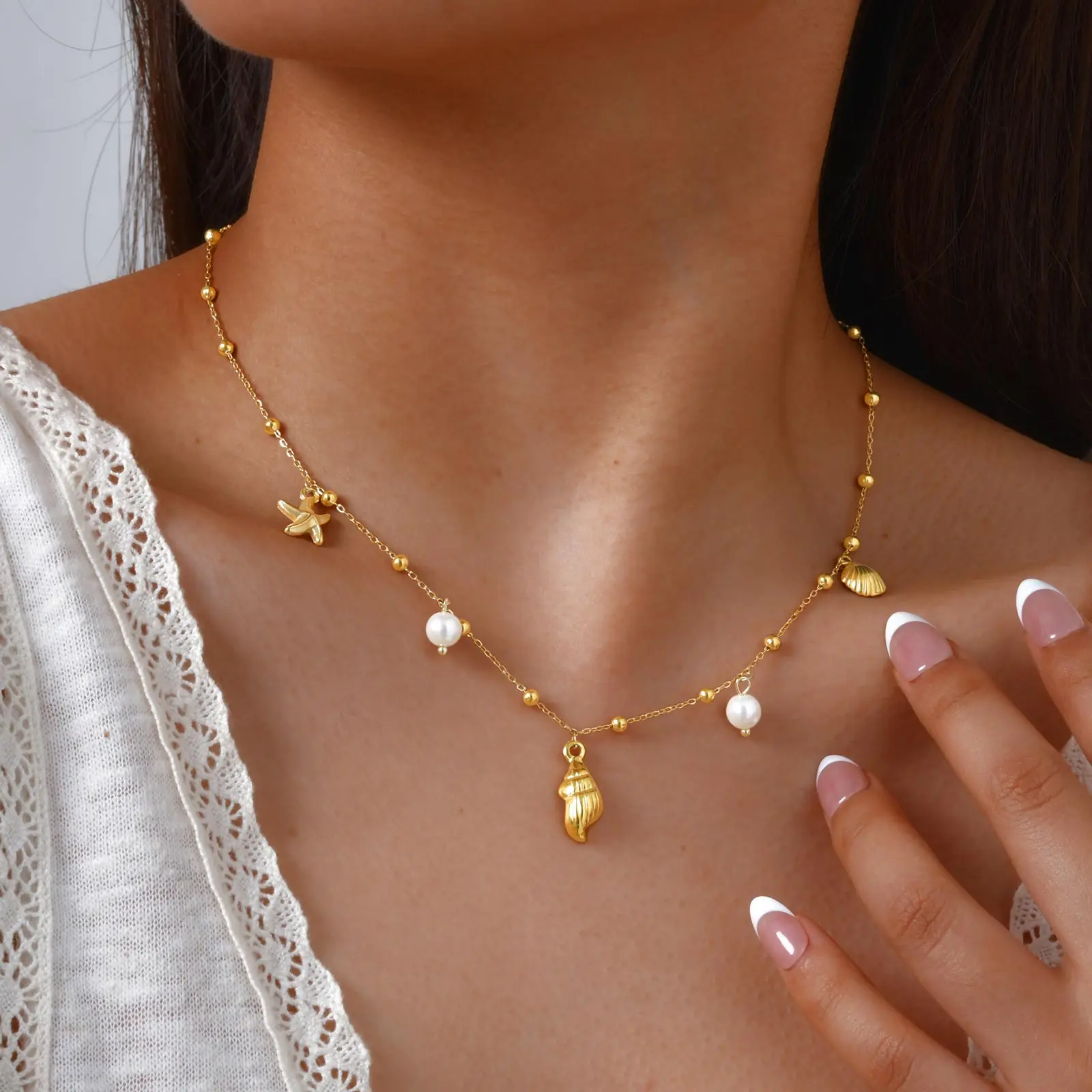 Pendentif Rond Plaqué Or Avec Perle Grise Imitation - Marque Tata Gisèle (neuf Avec étiquettes)