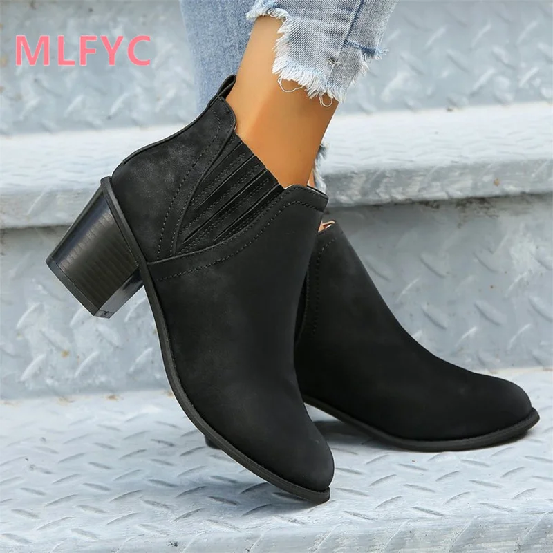 Boots Women's Autumn and Winter New European and American Vintage Round Head Boots Thick Heel Short Sleeve Women's Boots