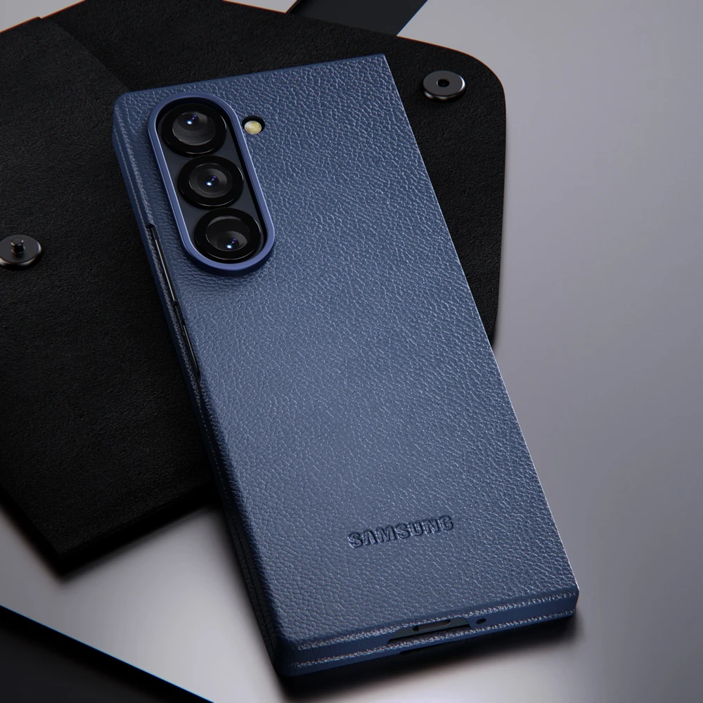Luxury Original Leather Shockproof Protective Phone Back Cover with Textured Design