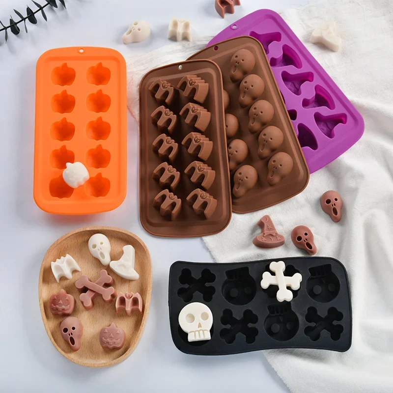 

Halloween Gummy Chocolate Candy Mould Spider Skeleton Bats Pumpkin Fondant Silicone Mold Cake Decorating Tools Baking Mold