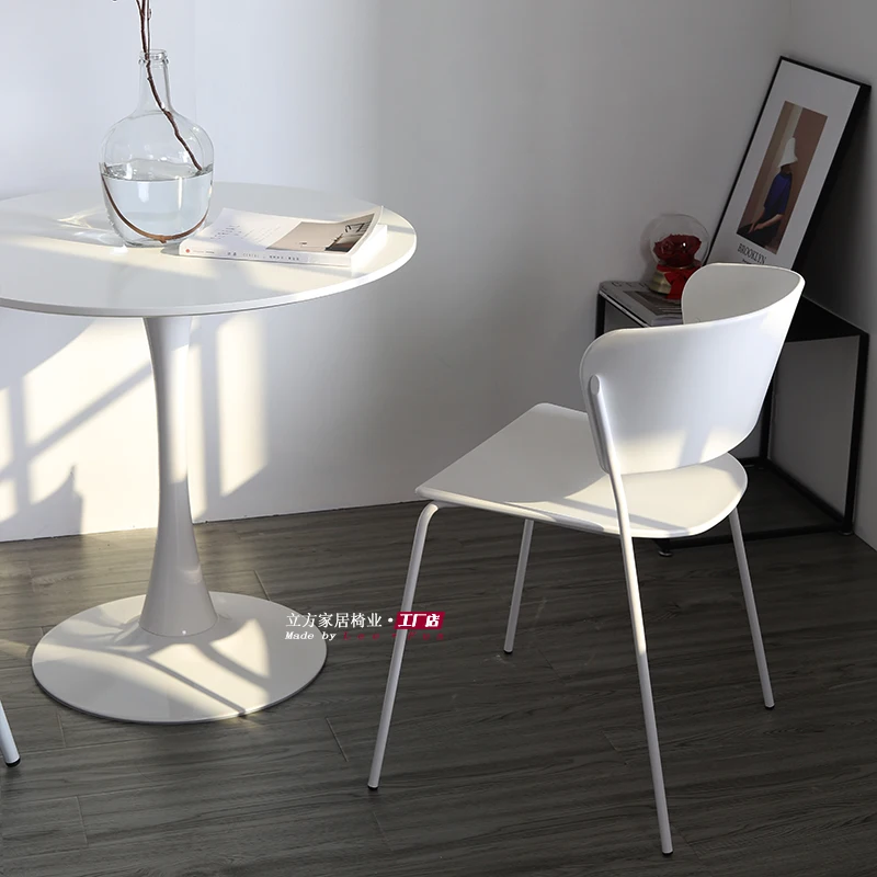 

Nordic dining chairs, minimalist modern plastic chairs, internet celebrity coffee shop backchairs, foldable, designer