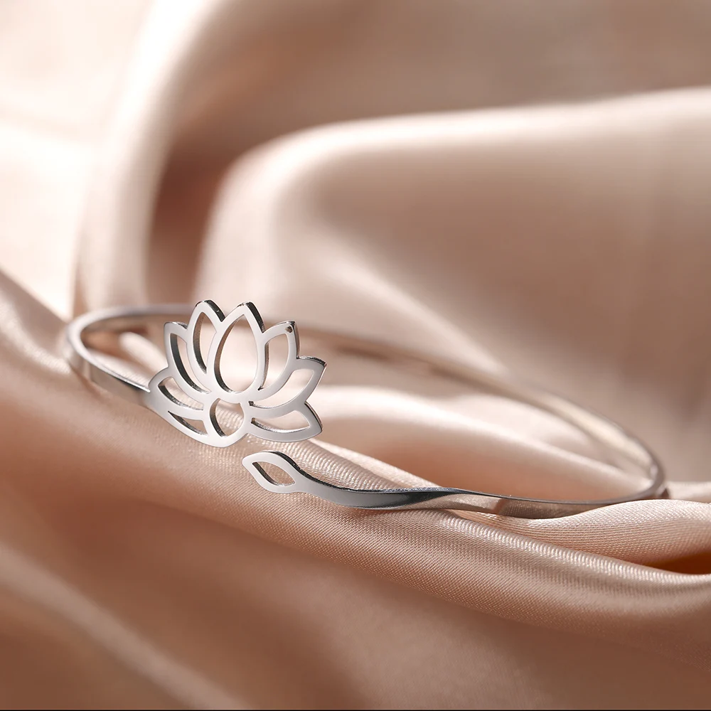 Dawapara Lotusblumen-Armreif für Damen, Edelstahl, verstellbares Manschettenarmband, buddhistisches Symbol, Yoga-Schmuck – Detail 5