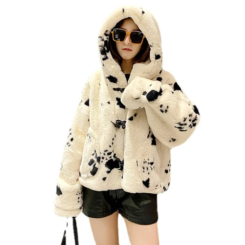 

Oversized White Plush Jacket Hooded Faux Fur Coat Women 2023 New in Outerwears Female Horn Button Fluffy Ladies Clothing