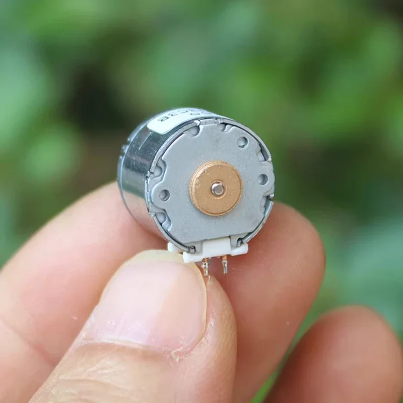 Nidec 15BY 미니 15mm 원형 스테퍼 모터 마이크로 2상 4선 스테핑 모터 18도 1.5mm 샤프트