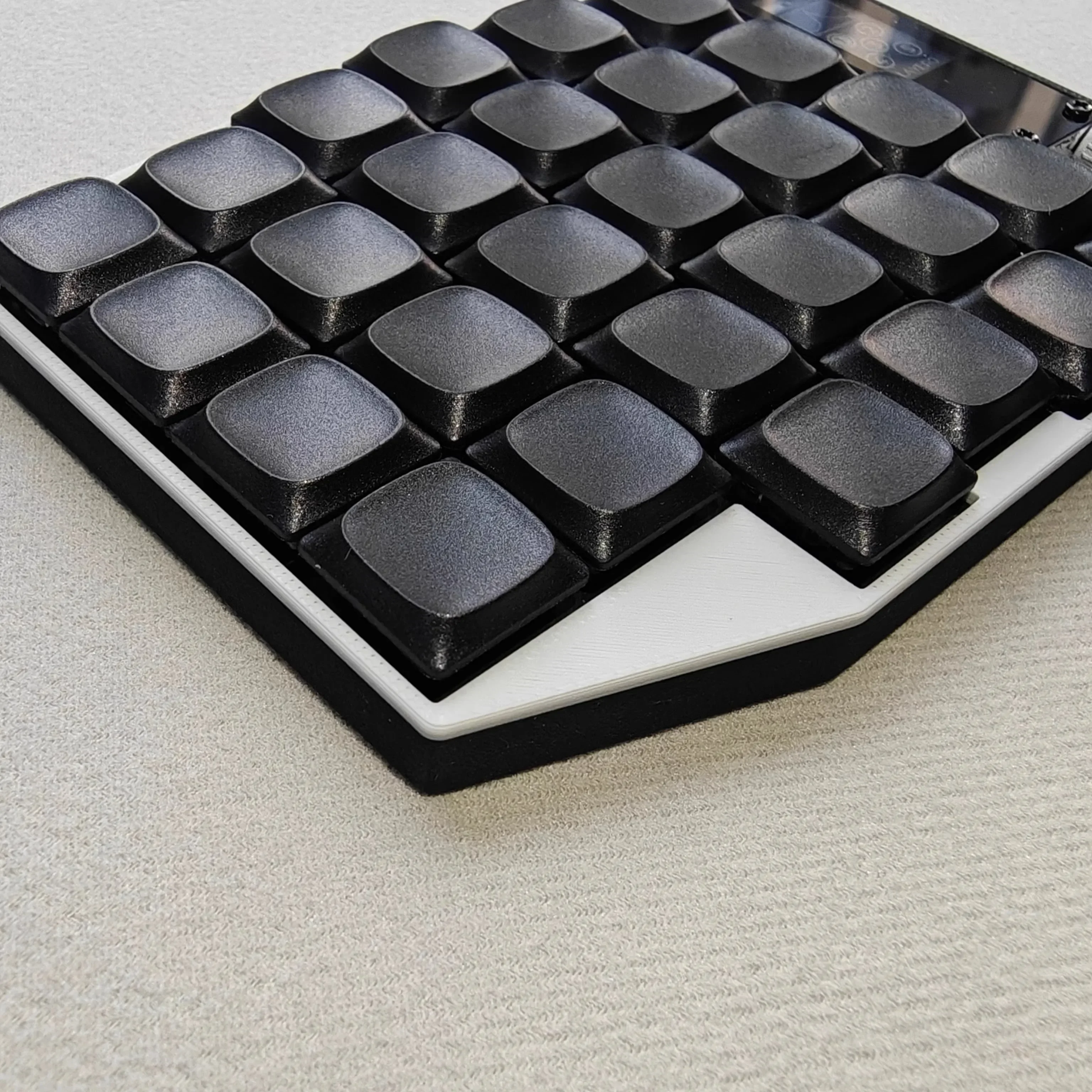 Sofle ロープロファイル分割キーボードキットデュアルモード Bluetooth