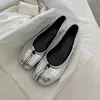2024 Tabi Broken Mirror Ballerina Women Slip-ons Metallic Split Toe Ballet Flats Luxury Brand Designer Girls Casual Flat Shoes 3