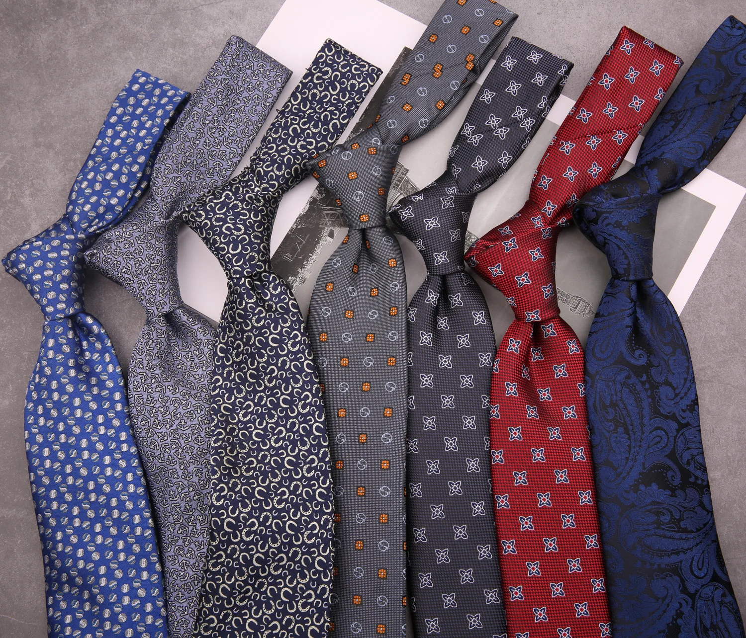 Класическа 8 см жакардова полиестерна вратовръзка за мъже Раиран костюм с геометричен модел Сватбено парти Бизнес официално парти яке
