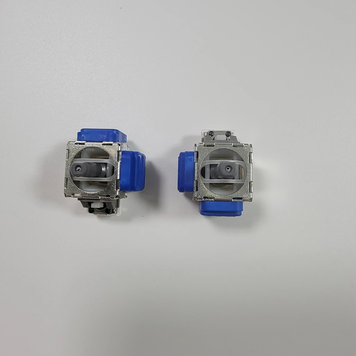 TMR磁気スティック Amazon.co.jp: Iesooy for GuliKit Anti-Drift TMR 電磁