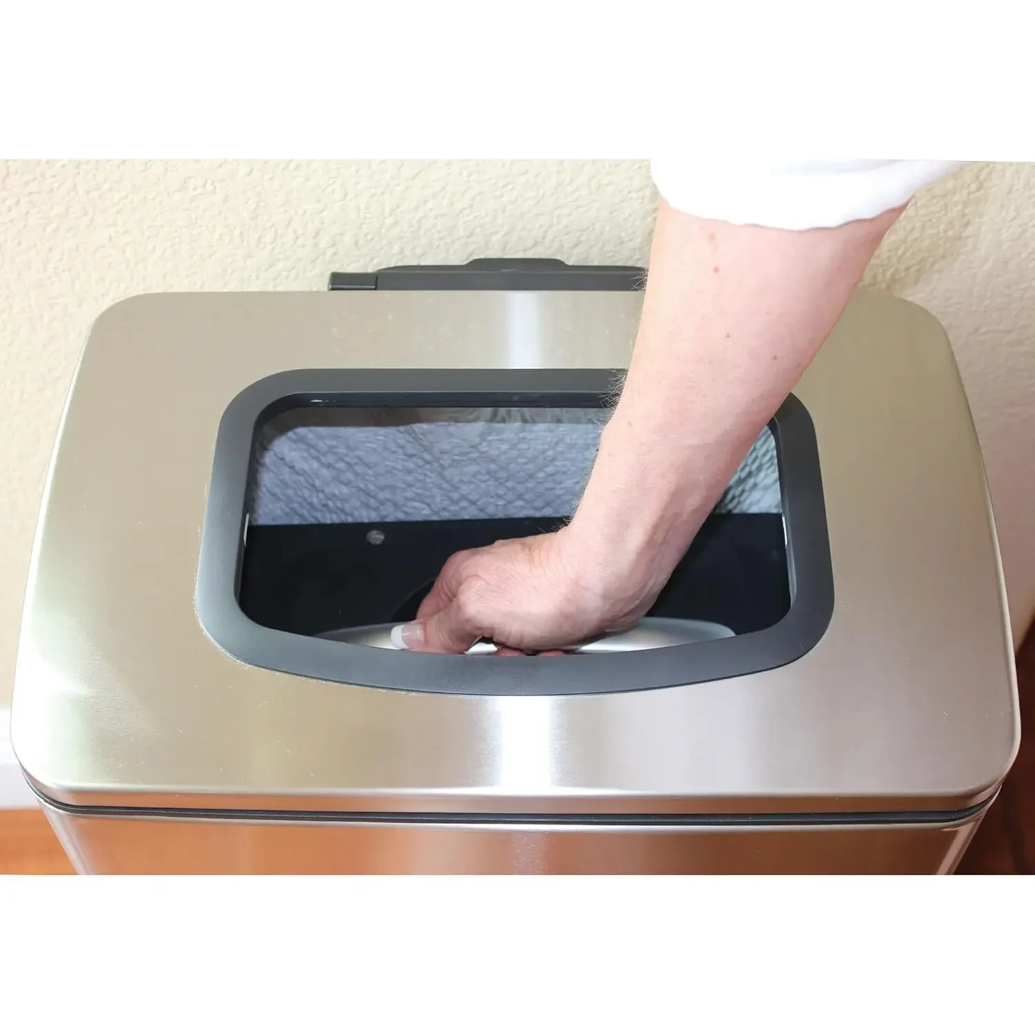 Essentials Trash Krusher Manual Trash Compactor, 40 L, Stainless Steel 5