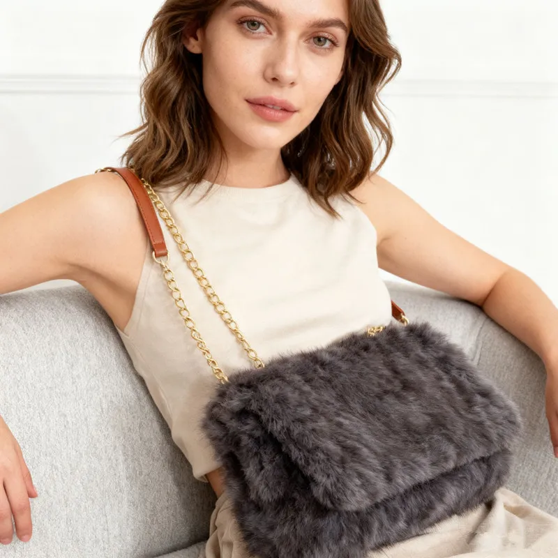 Fashion Luxury Warm Imitation Rabbit Hair Women's Large Capacity Handbag Y2K Fluffy Bag Winter Plush Underarm Bag