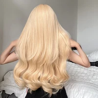 Perruques synthétiques ondulées blondes longues avec frange, perruques de Cosplay Lolita blondes Halloween ondulées naturelles pour femmes blanches résistantes à la chaleur 5
