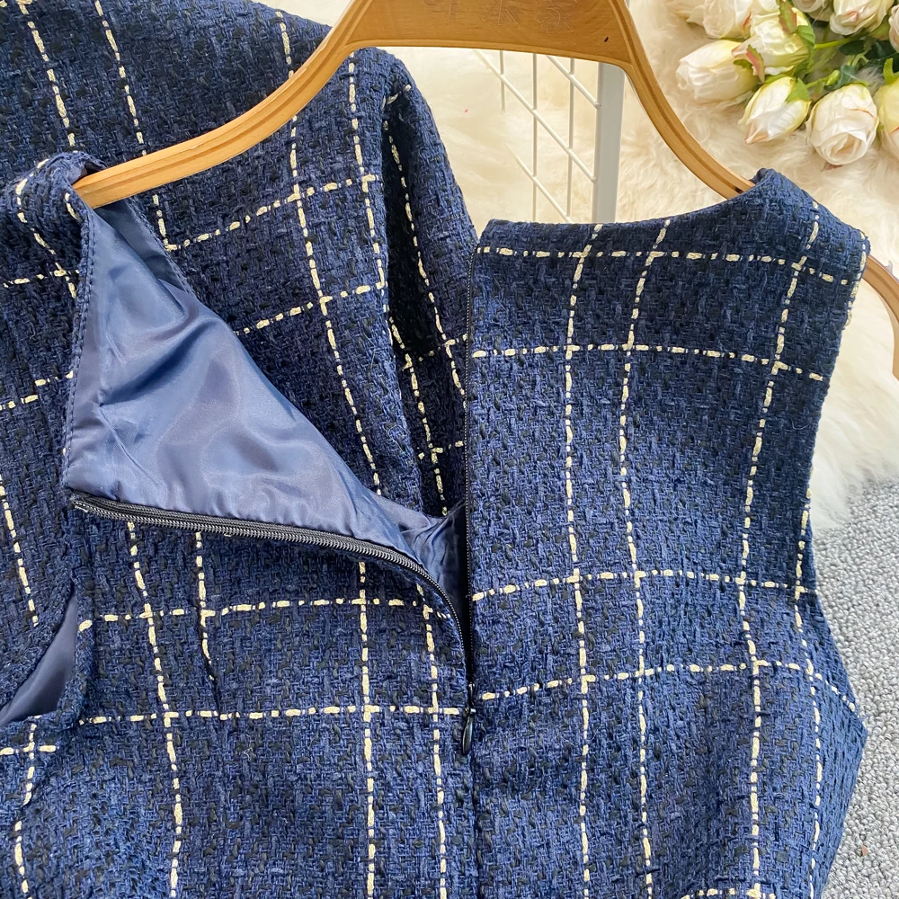 Blazer Image 16
