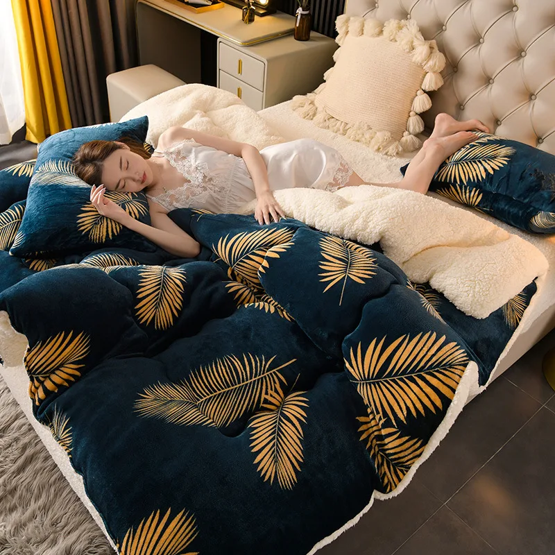 Thick Quilt Flannel Fleece Comforter for Cold Nights Set Bed Duvets Quilts Winter Bedding bed comforter