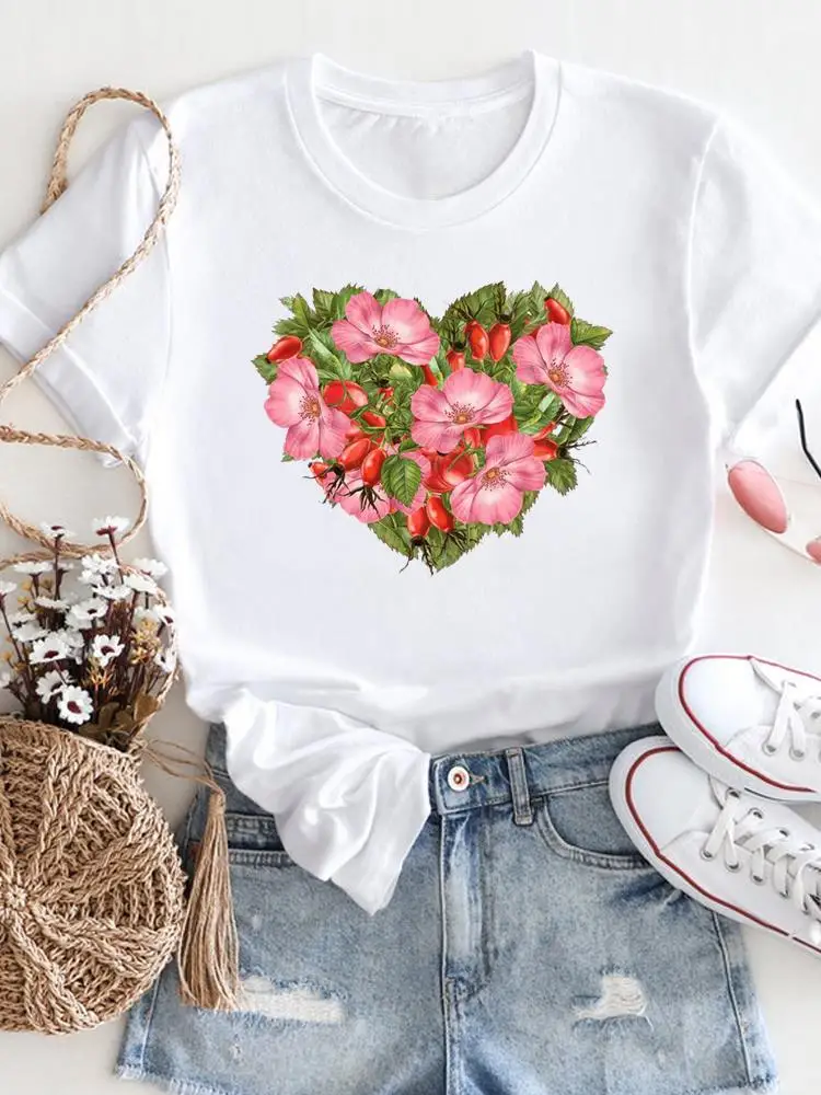 

Love Heart Flower Graphic T Shirt Trend Women Fashion Casual Clothing Short Sleeve Tshirt Female Tees Top Summer Print T-shirt