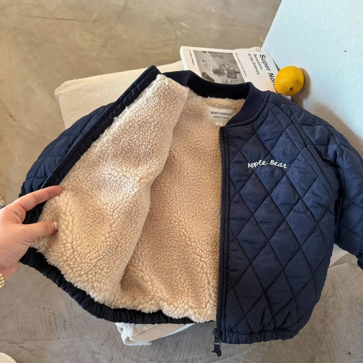 Autumn and Winter Korean Version Baby Boys Girls Cartoon Embroidered Baseball Clothes with Thick Coat Clip Cotton Warm Outfit