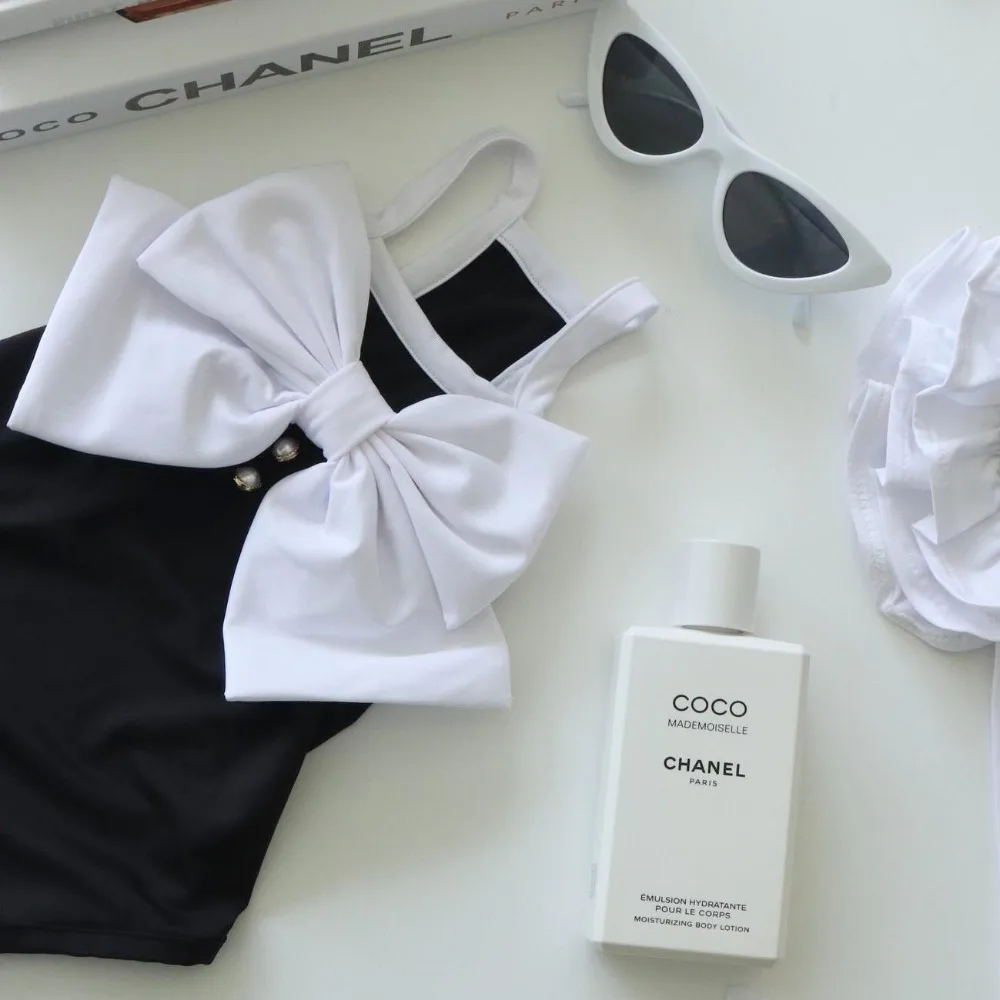 

Эластичный купальник для домашних животных с бантом, Модный черный Быстросохнущий жилет для собак, комбинезон из лайкры