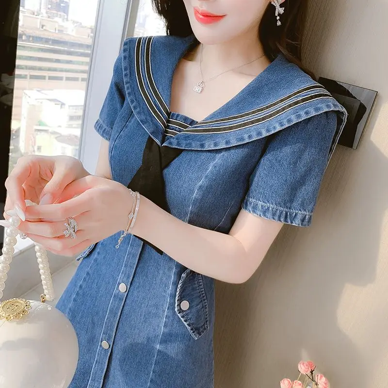 

2024 New Summer Denim Dress for Women with Navy Collar Waist Up Belly Covering Slimming Denim Short Vestidos Oversized Size D172