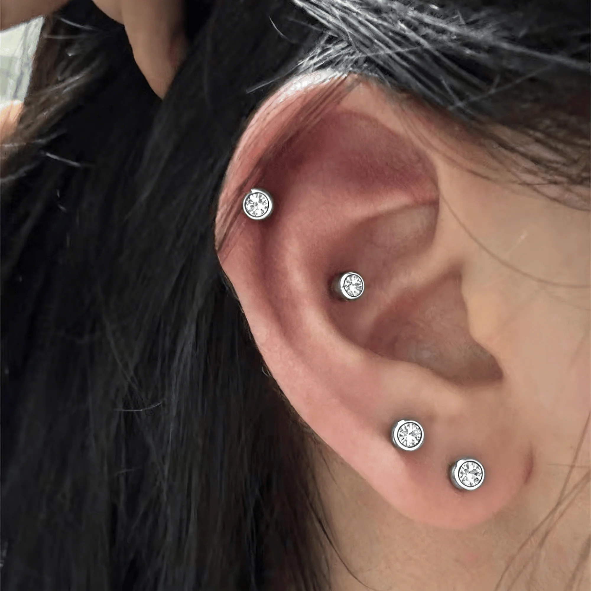 Super Mini 2-5MM CZ Edelstahl Push-Back Piercing-Knorpel-Ohrstecker-Set für Männer und Frauen, zarter romantischer Schmuck, neu. – Detail 5