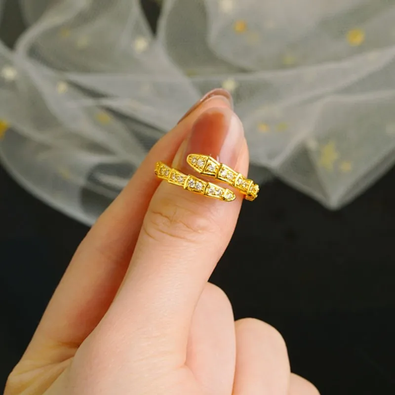 Vintage Shiny Inlaid Zircon Snake Ring for Women Classic Simple Punk Animal Ring Jewelry Accessories 5