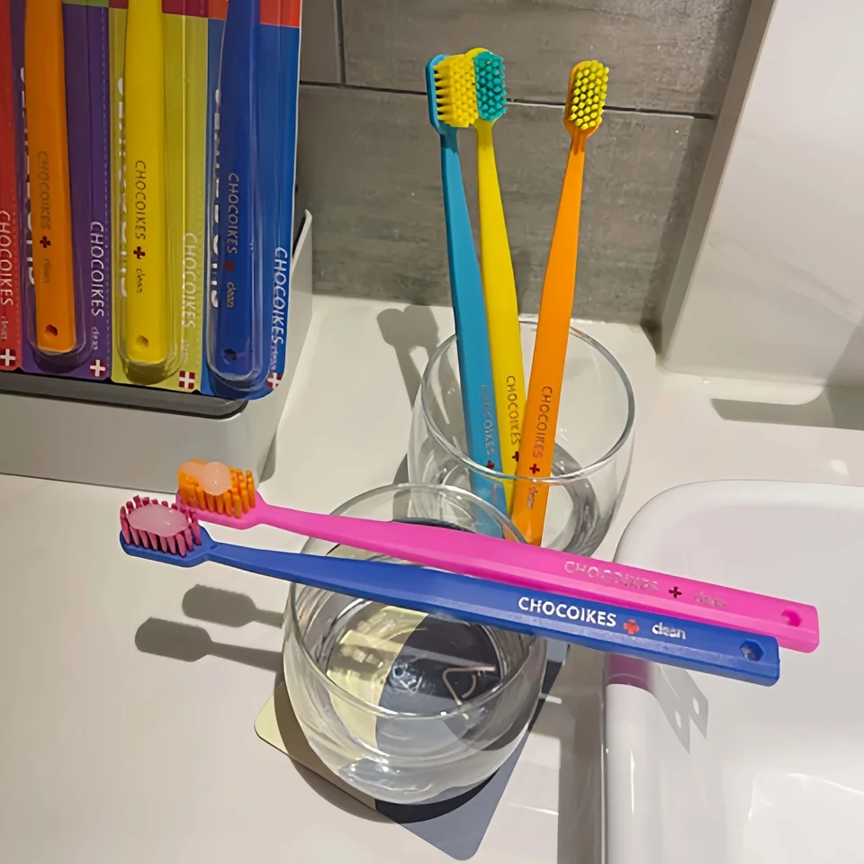 Chocolate Swiss Soft Nylon Bristle Toothbrush Set